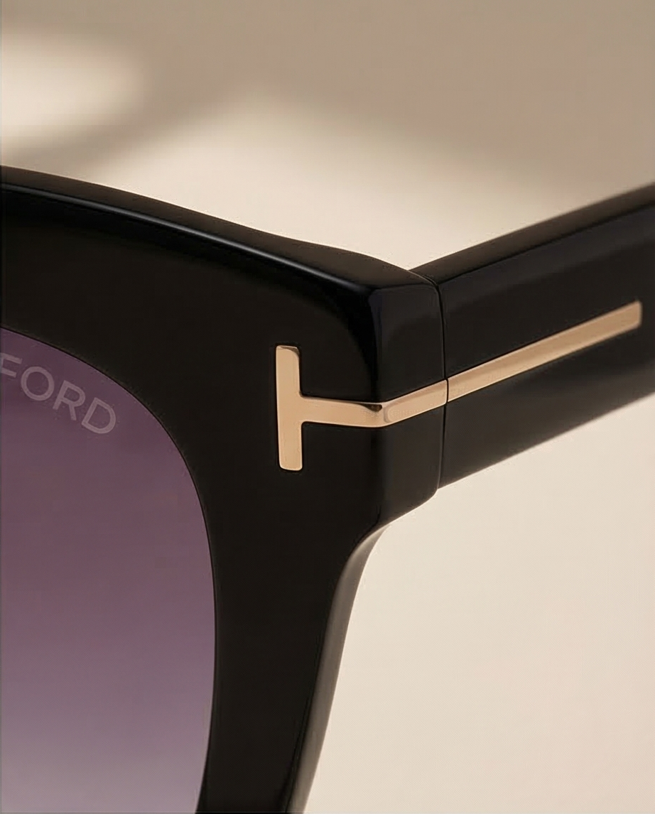 Lunettes de Soleil Tom Ford — Neuves — Avec Étui Original