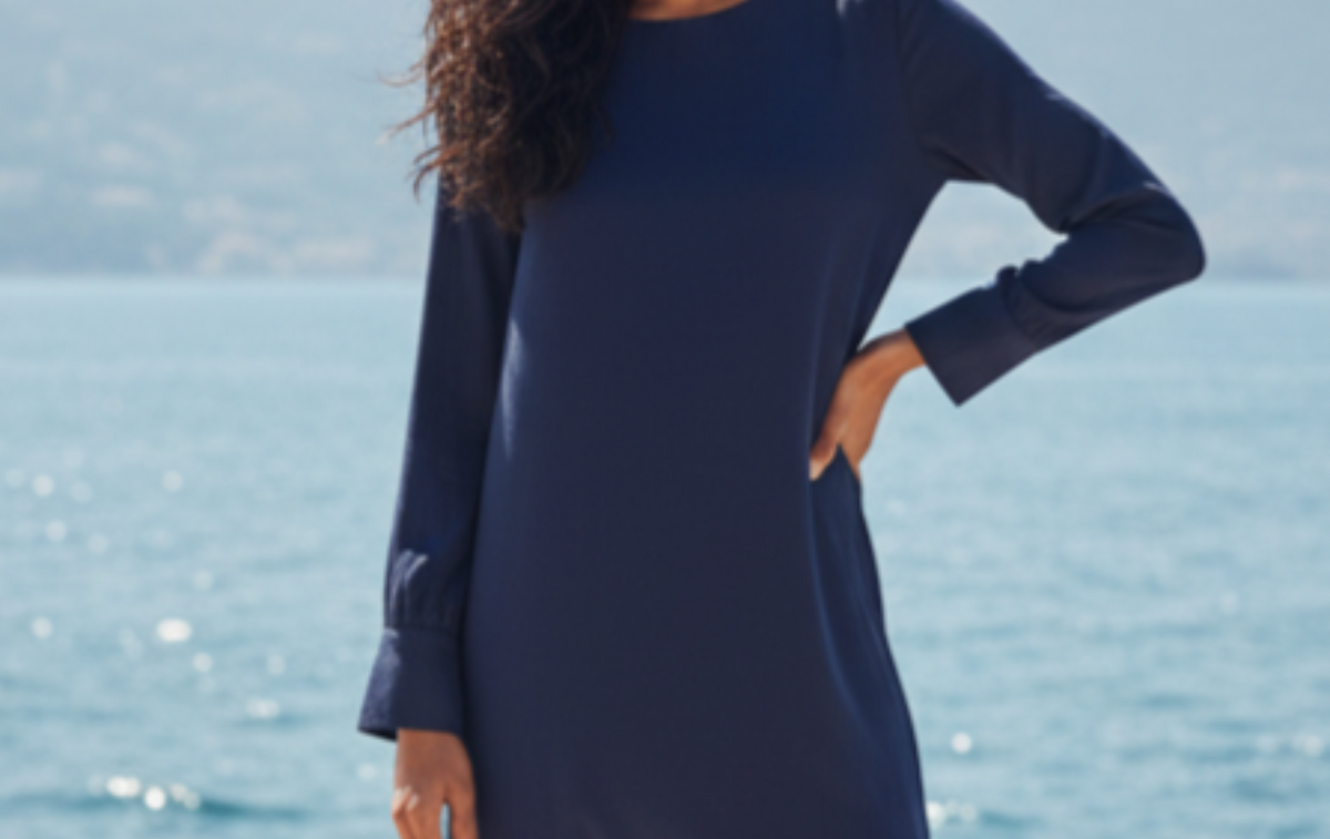 Robe marine Grace & Mila — Neuve — Taille S