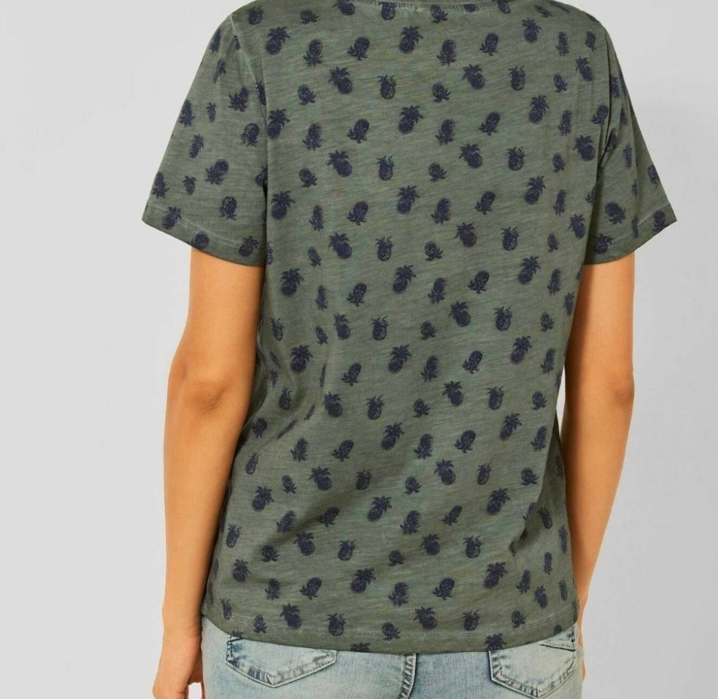 Cecil 2 T-shirts marine et kaki - très bon état - taille M