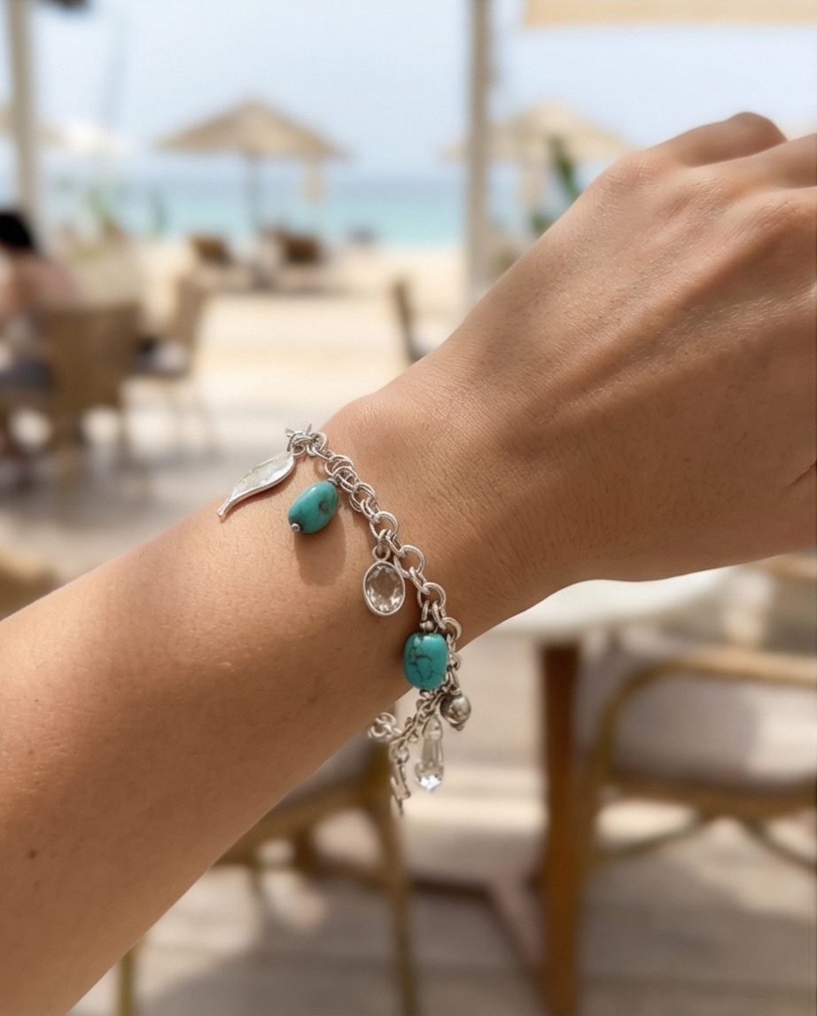 Bracelet charms, turquoise, cristal de roche - neuf