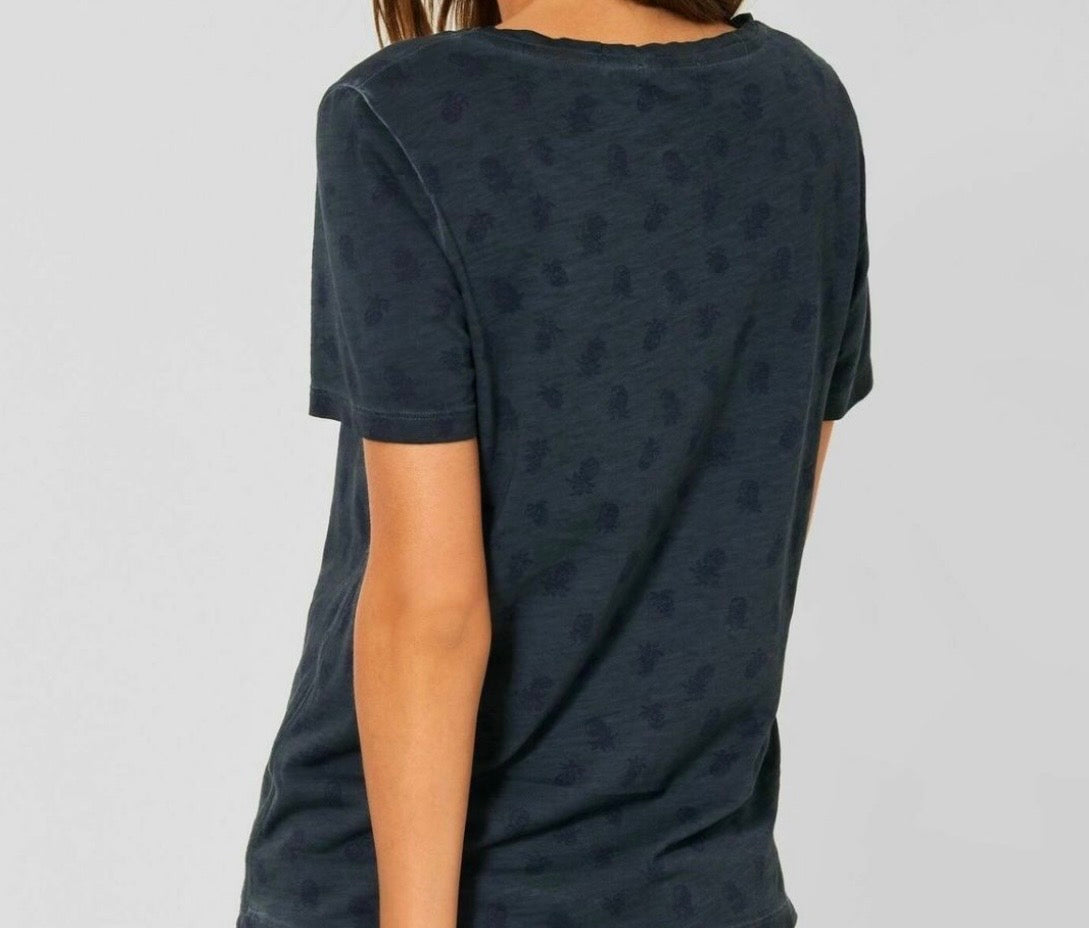 Cecil 2 T-shirts marine et kaki - très bon état - taille M