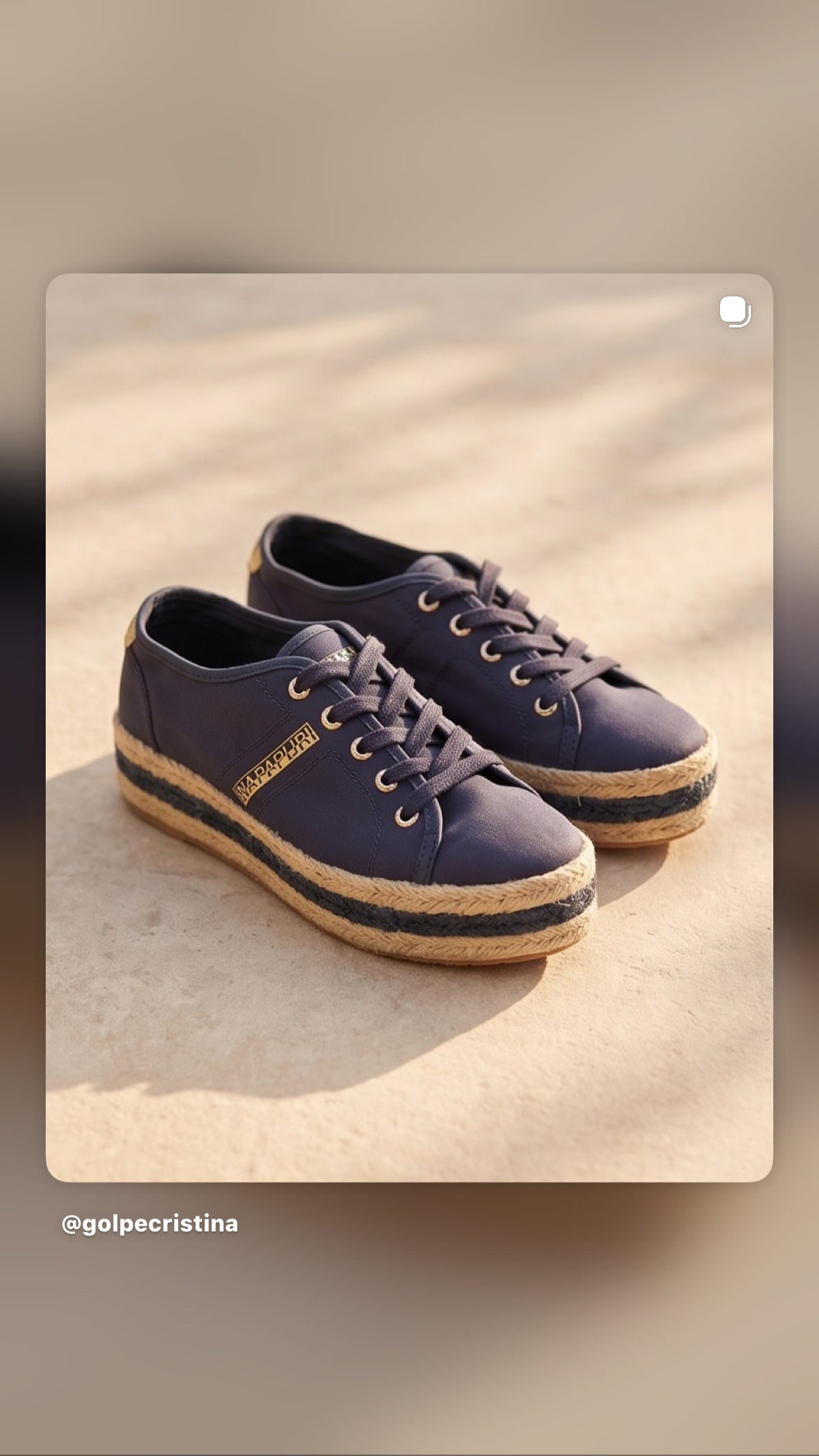 NAPAPIJRI chaussures - neuves - taille 37
