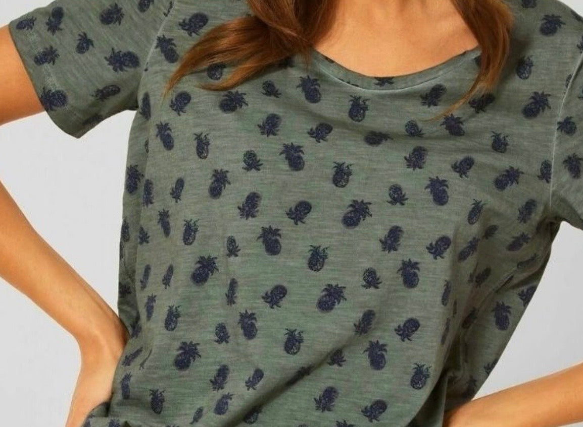 Cecil 2 T-shirts marine et kaki - très bon état - taille M